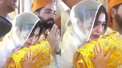 Sara Ali Khan & Ayushmann Khurrana Seek Blessings On Dussehra