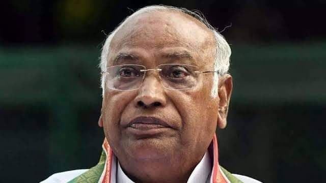 Mallikarjun Kharge Challenges BJP to Dismantle Electronic Voting System